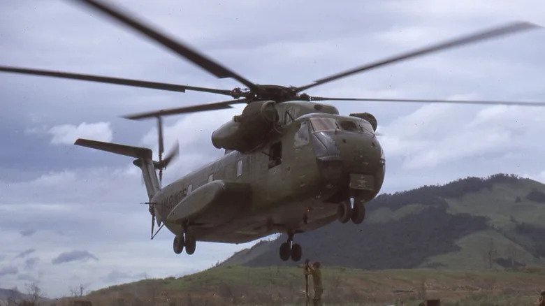 Every Variant Of The CH-53 Helicopter (And What The US Uses Them For)