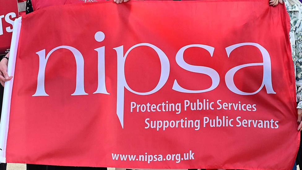 Healthcare workers at ‘tipping point’ as union ballots for industrial action