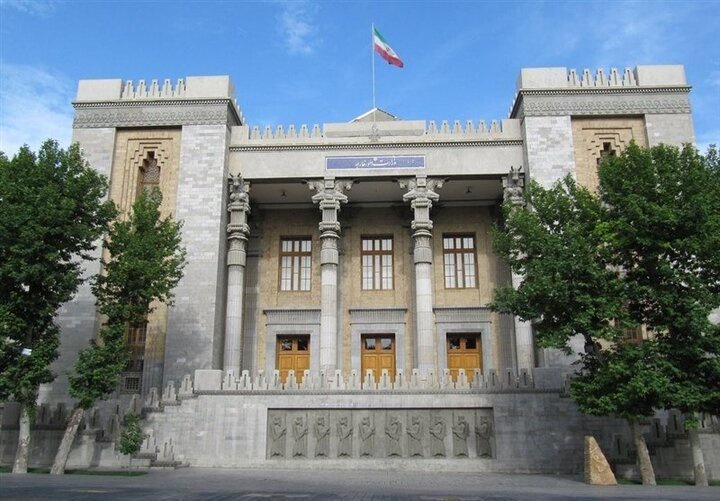 Iran advises citizens to avoid non-essential travel to France