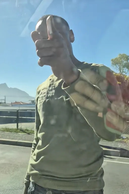 ‘I will kill you’: Cape Town mother alleges taxi driver threatened her during road-rage incident