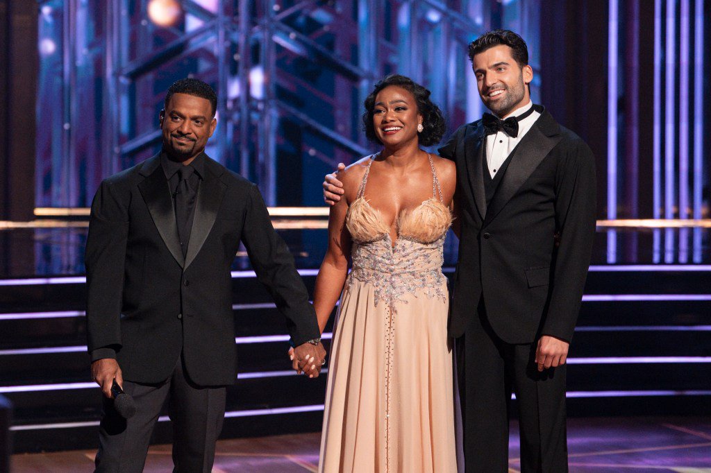 Tatyana Ali & Alfonso Ribeiro Tribute James ‘Uncle Phil’ Avery