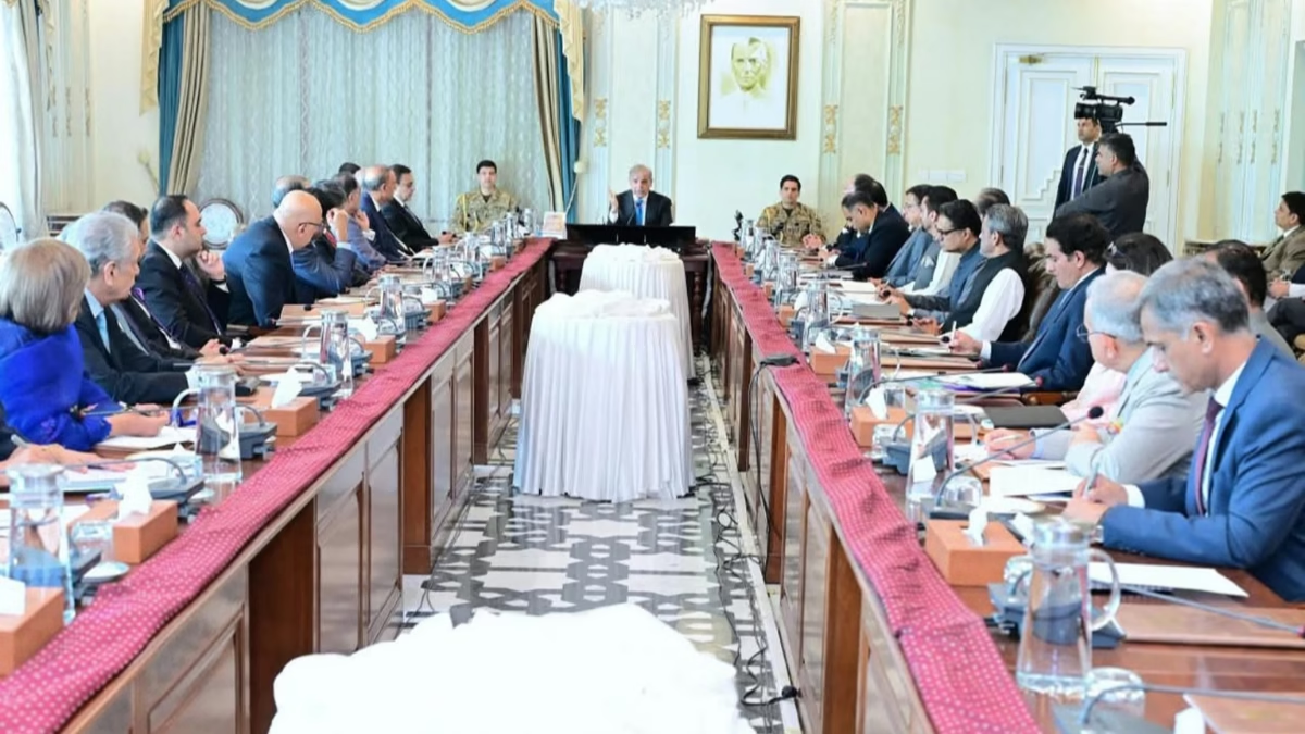 Rs. 426 billion in loans approved under PM’s Apna Ghar Program so far: PM told
