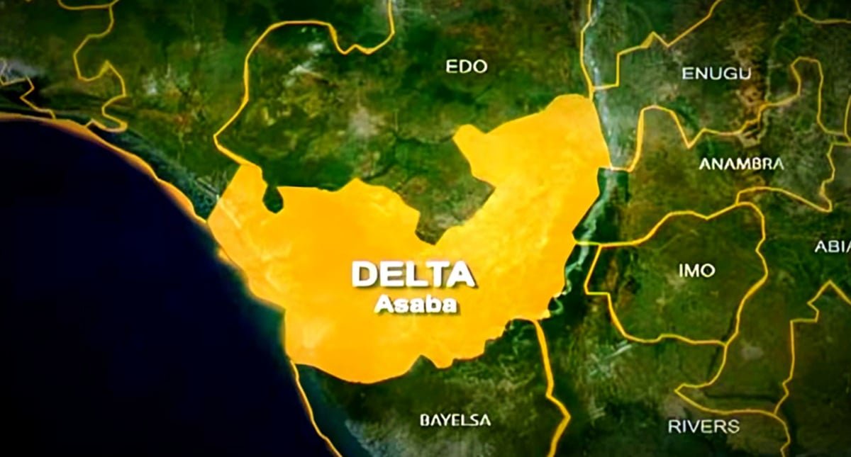 Traders given seven days to vacate areas with high-tension cable