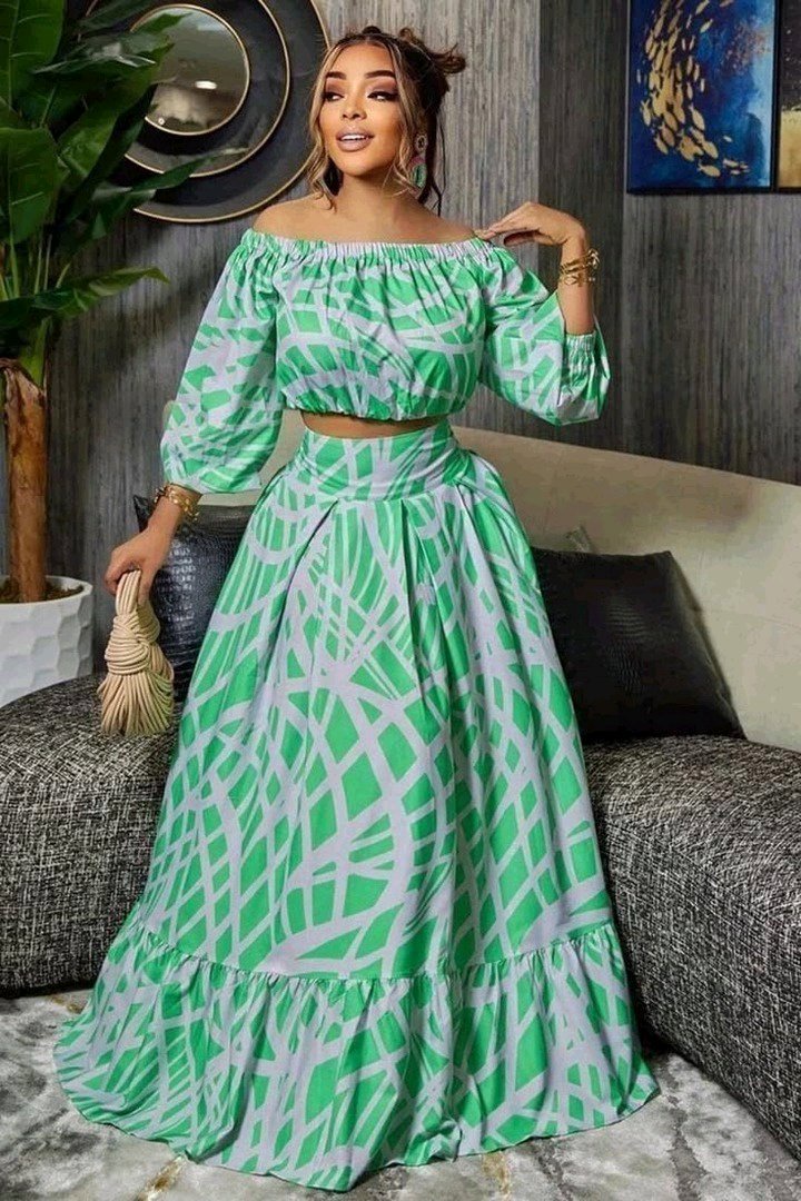 Stylish Crop Top and Skirt Designs for Women Who Love Modern and Elegant Fashion