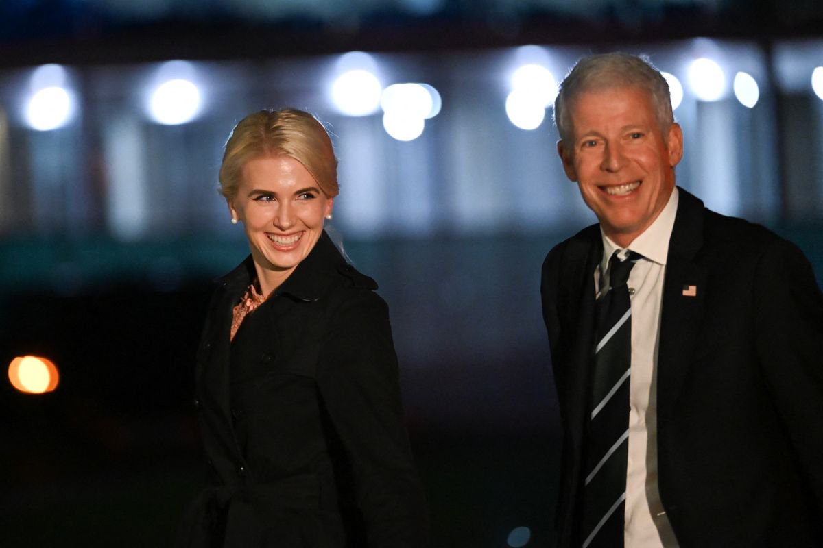 Natalie Harp caught cozying up to Trump on Marine One after controversial leg display