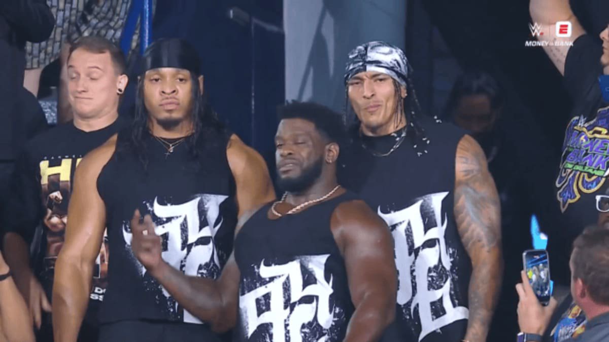 946’s Grim Message to Roman Reigns Quickly Turns Into a Bloodline Brawl at MITB