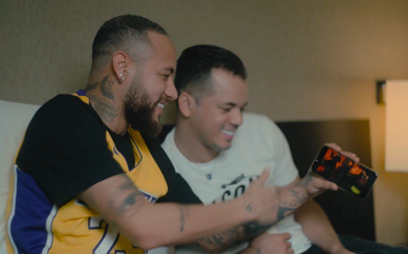 ‘Plastered’ Lionel Messi dances in novelty hat and glasses with Neymar and Suarez in never-before-seen video