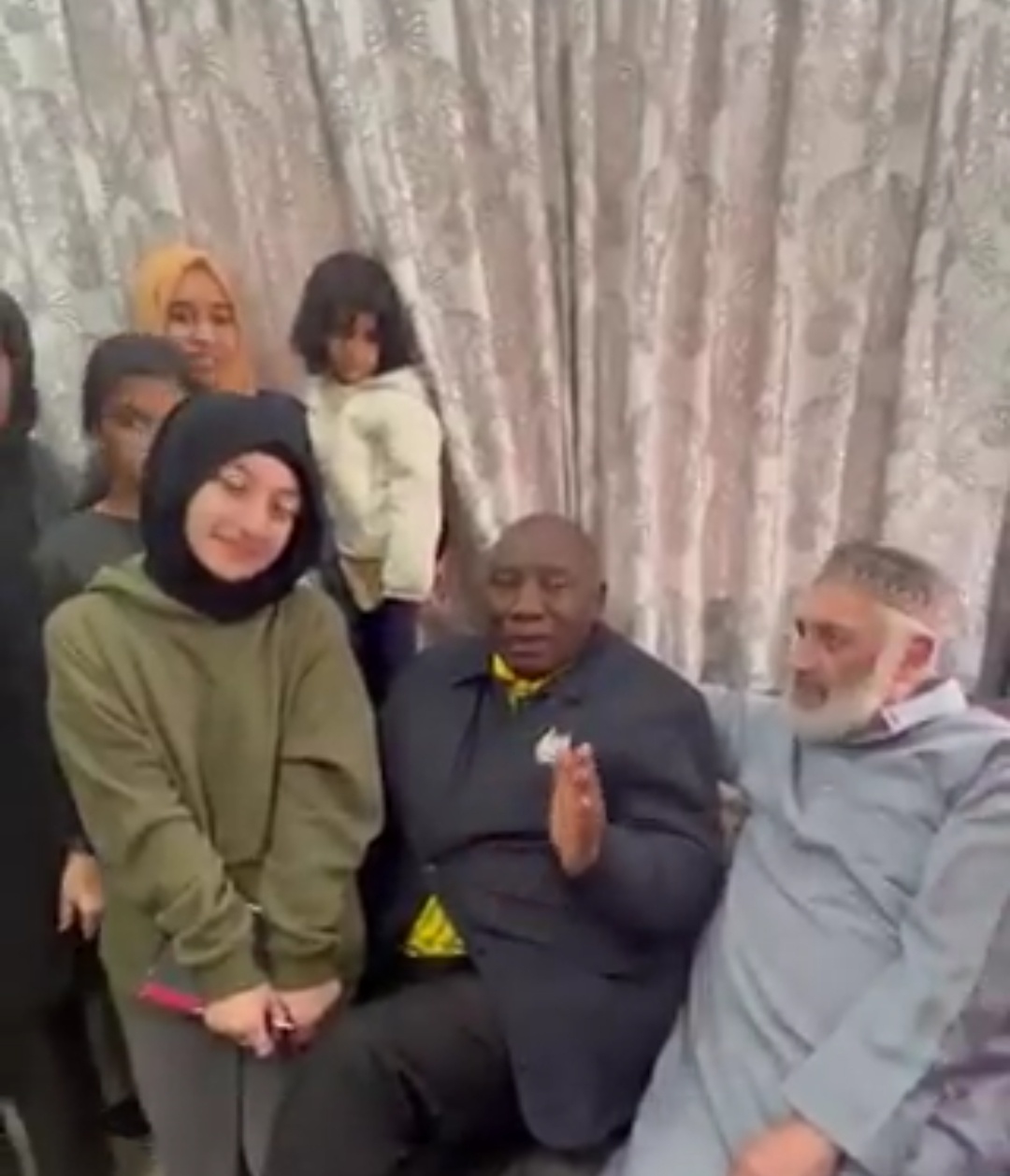 Ramaphosa allegedly criticised over meeting with Palestinian family