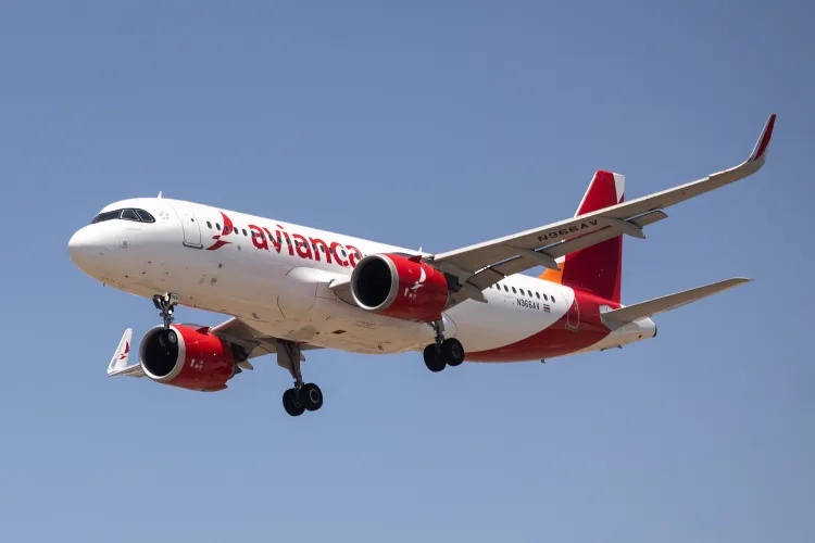8 Hospitalized, Including Flight Attendant, After Bad Turbulence Forces Plane to Make Emergency Landing in Miami