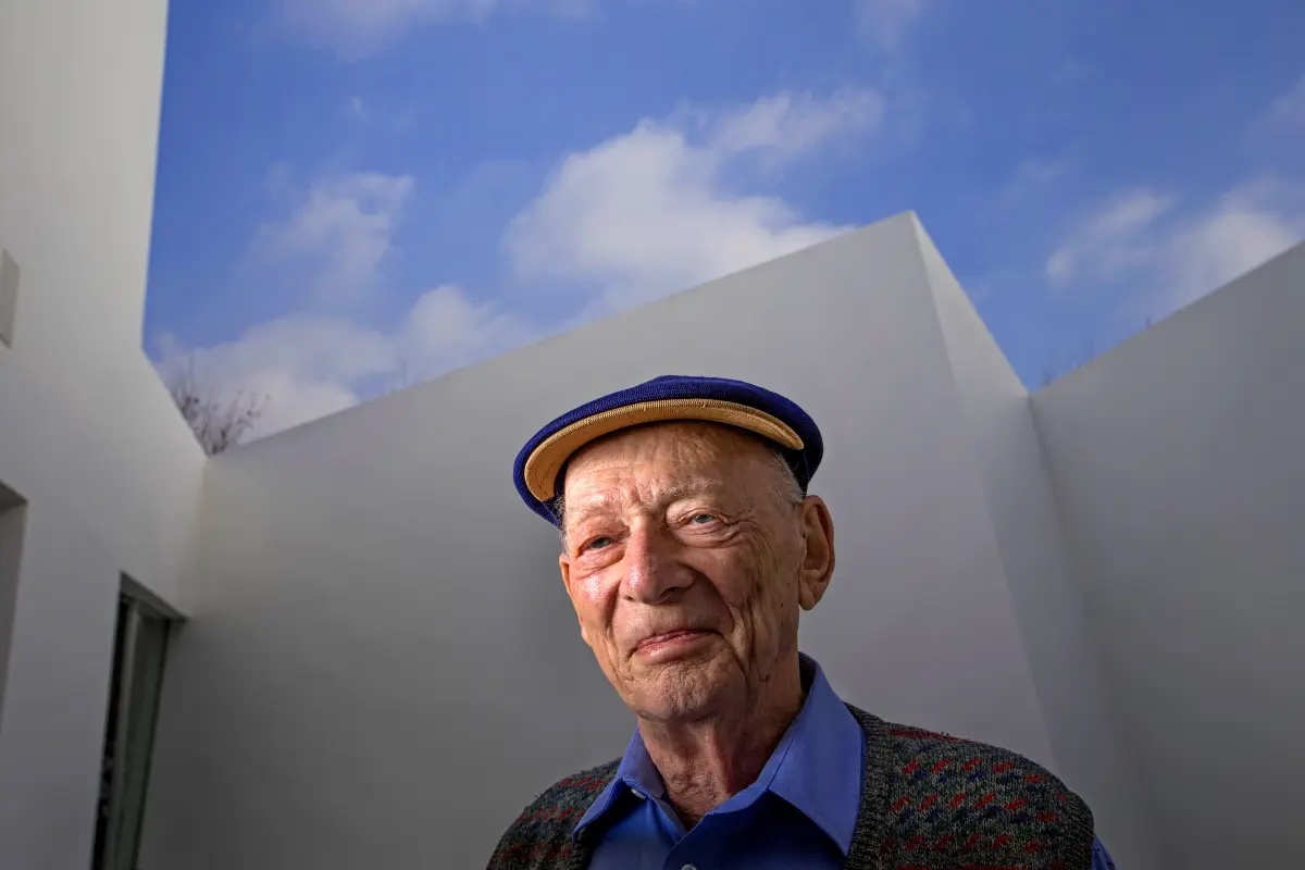 Alan Mandell, acclaimed actor and interpreter of playwright Samuel Beckett’s work, dies at 98