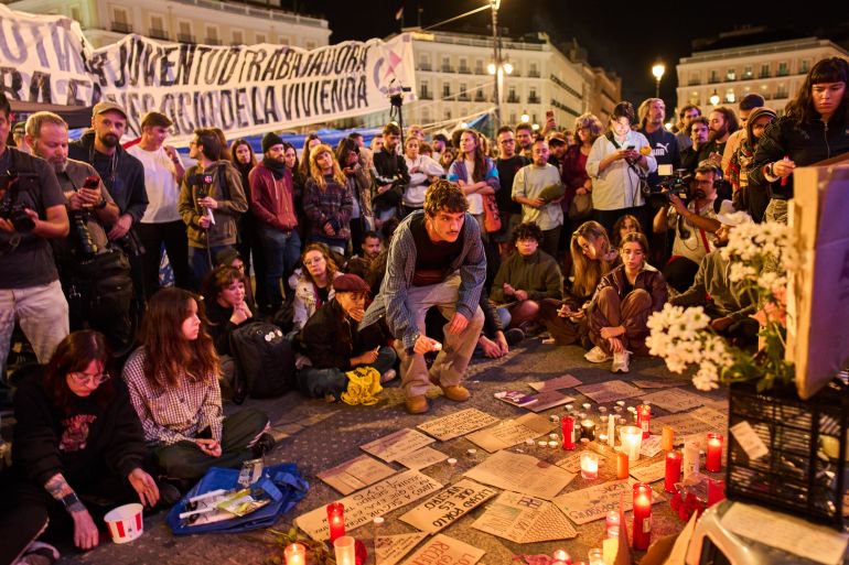 Photos: Protests erupt after 87-year-old evicted woman dies in Madrid