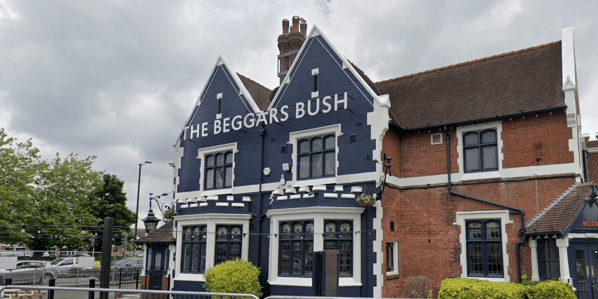 Murder probe launched after man stabbed outside pub hosting birthday party