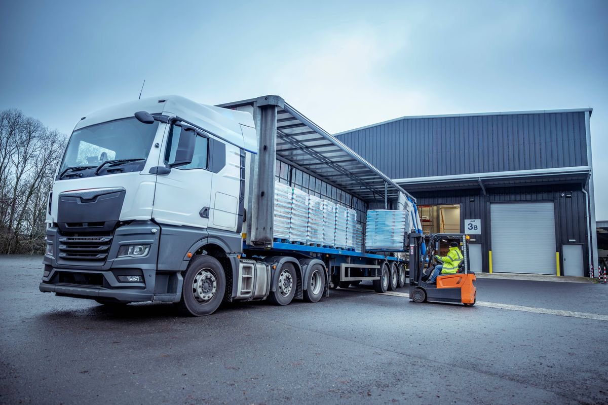 UK haulage firm crashes into administration after 17 years — £1million debt