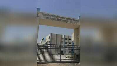 No guard at gate, smelly labs, toilets: State’s flagship Sandipani school flunks inspection