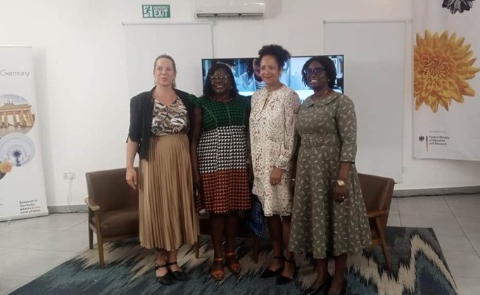 Restoring public confidence in science, experts advocate stronger collaboration among journalists, stakeholders