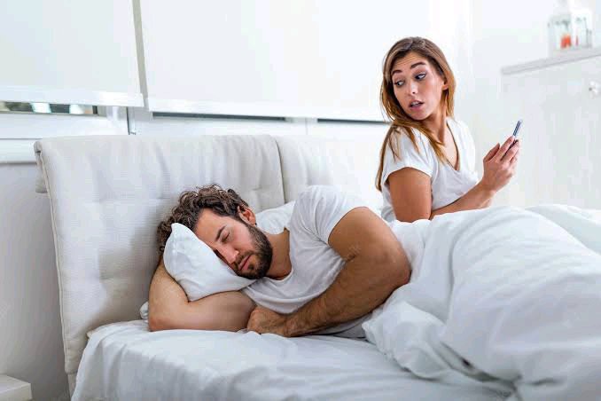 Signs Of A Cheating Wife You cannot Ignore