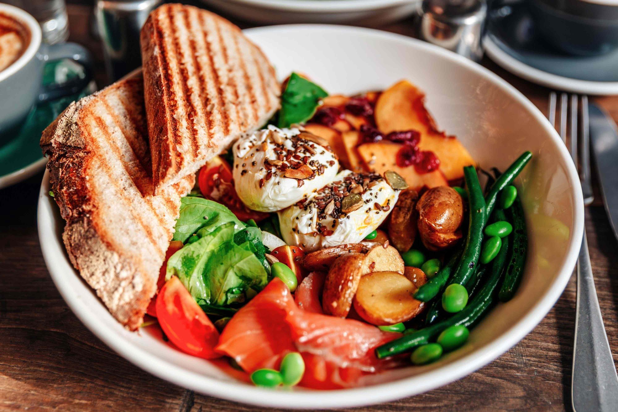 5 Ways to Balance Blood Sugar at Every Meal, According to Dietitians