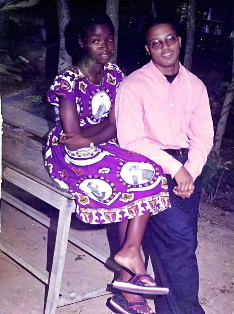 Van Vicker Shares Throwback Photo, Calls on Fans to Help Him Build a Special Online Community