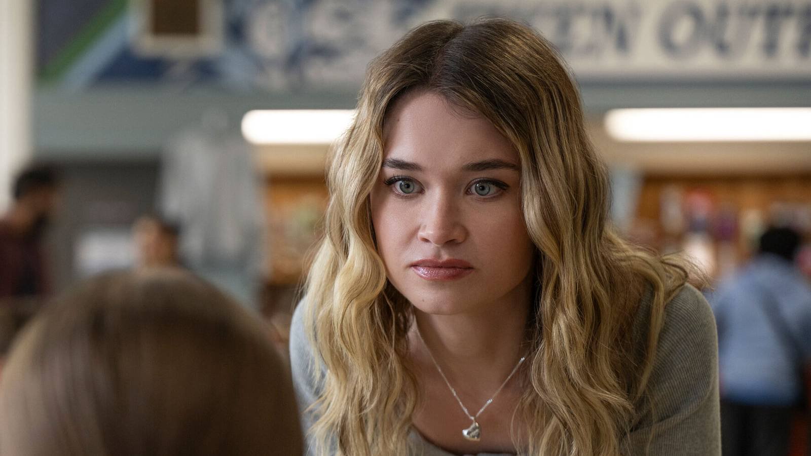 ‘Carrie’ Star Alison Thornton Says Chris Wanted to Apologize