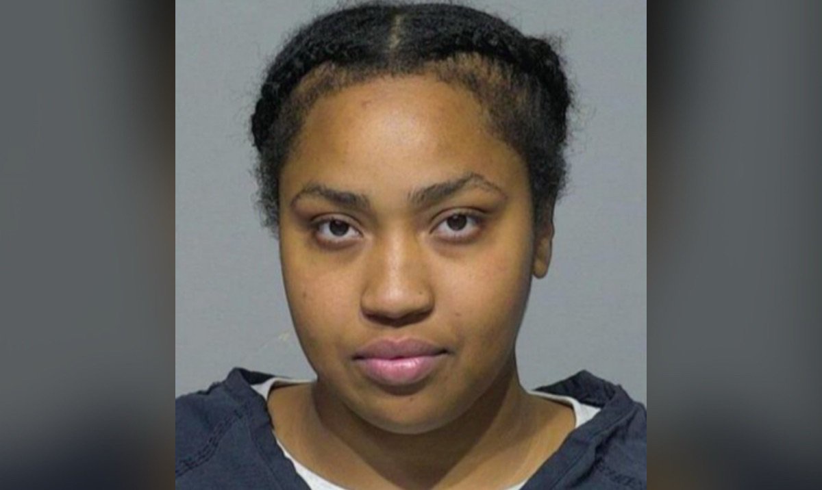Woman Arrested After She Allegedly Posed as Substitute Teacher Because She Was “Bored” — Told Cops She Doesn’t Even Like Kids