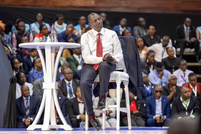 Ruto Forced to Cut Short Speech As Teachers Heckle Him At Kasarani Event,”Relax Mimi Ndio Kusema”