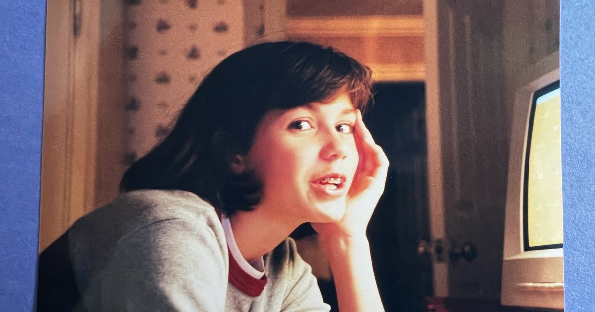 People Reveal The Wildest Things Their Parents Let Them Do In The Early Internet Days And… Wow
