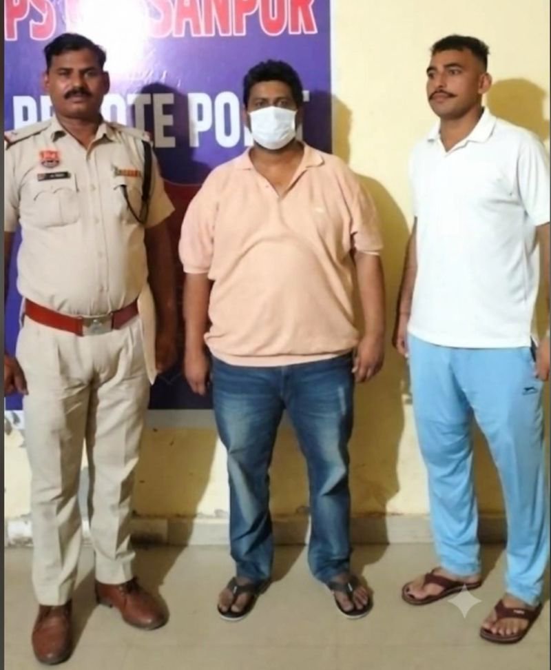 Palwal police bust illegal firecracker unit, one held
