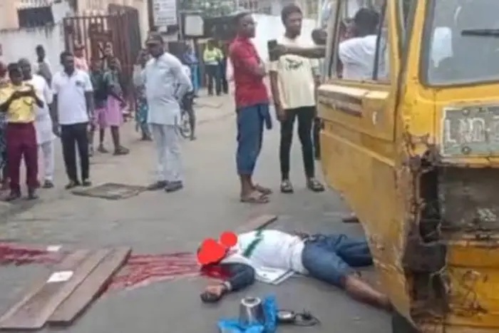 Passenger dies after jumping off moving bus trying to escape as drunk driver drives recklessly