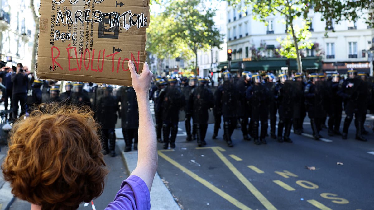 ‘Afraid for my future’: Tens of thousands demand better education in France
