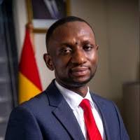 Are you guys not aware that you do not need an academic certificate to become President? – Nkansah