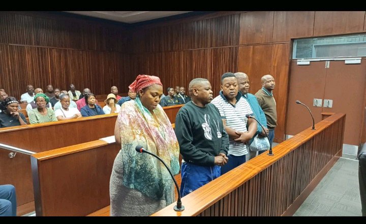 Cops Caught Red-Handed Smuggling Undocumented Immigrants: 5 Limpopo Police Officers Land In Trouble
