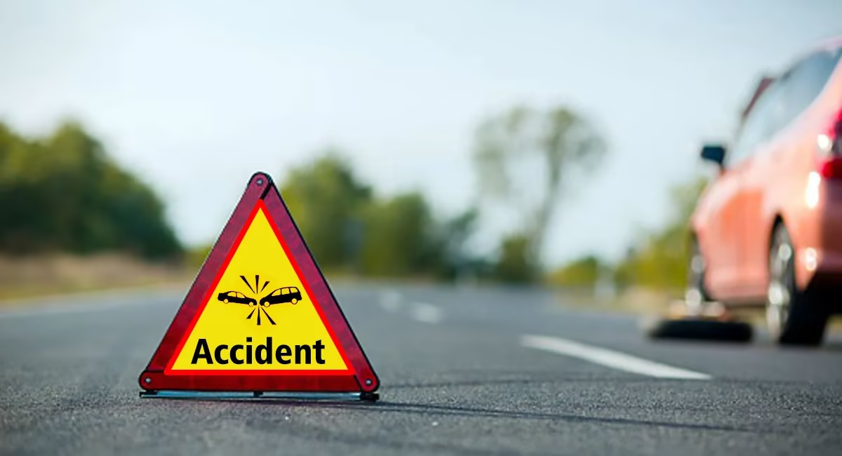 Van-truck collision on Quetta-Karachi highway claims five lives