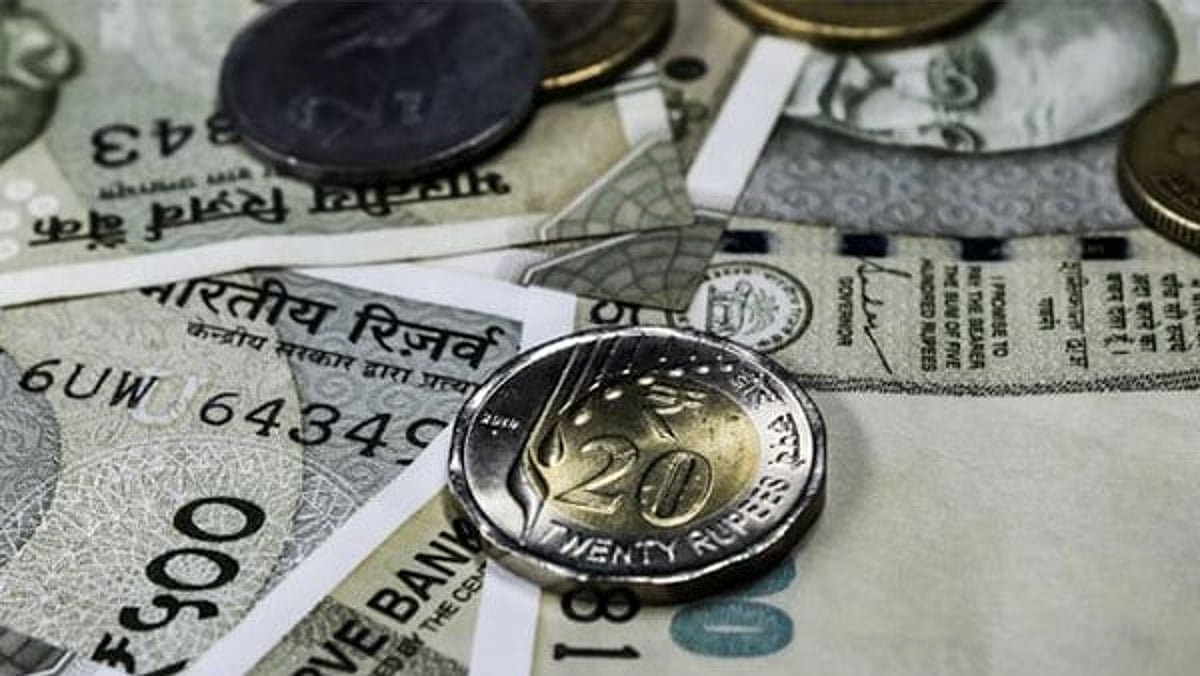 Rupee jumps 91 paise to 95.80 against US dollar in early trade