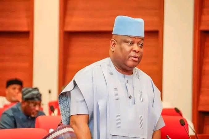 When Tinubu Arrived in Kaduna. There Were More People On The Road Than In The Stadium – Izunaso
