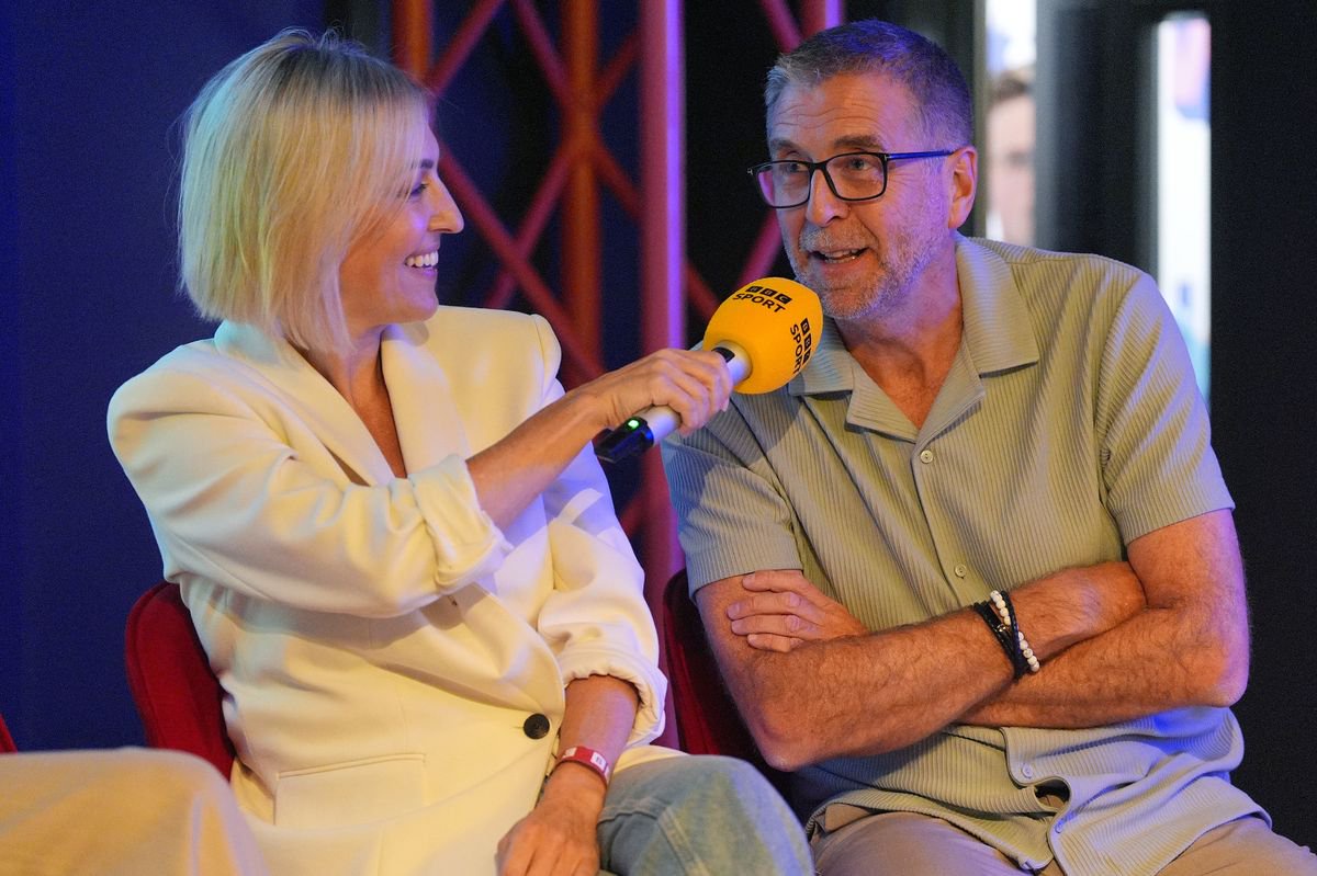 The one person not happy about Mark Chapman’s romance with Kelly Cates