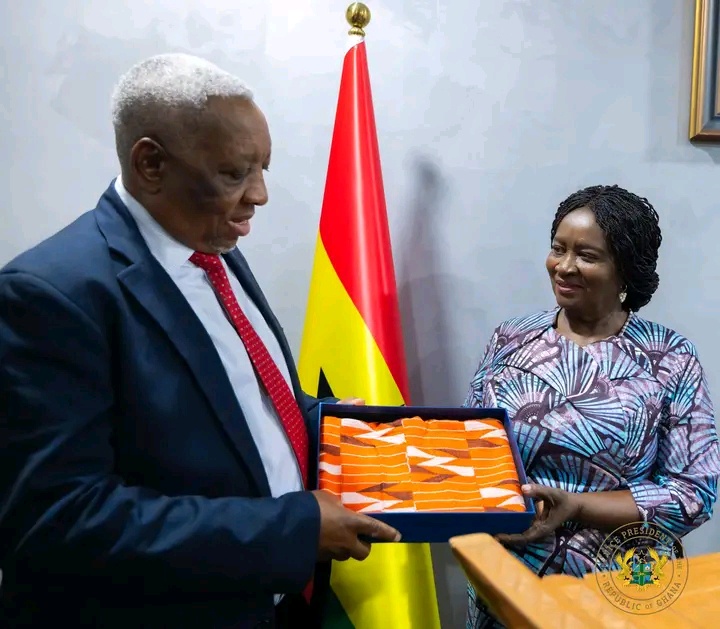 Vice President Bids Farewell to Zimbabwean Envoy