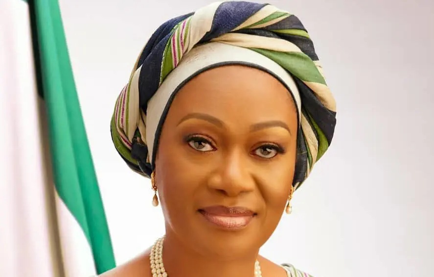 Remi Tinubu: Nigerians Who Can’t See Husband’s Achievements Need Eyeglasses