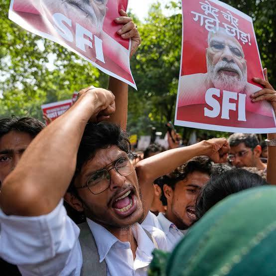 India’s ‘cockroach’ leaders vow to keep up election protests