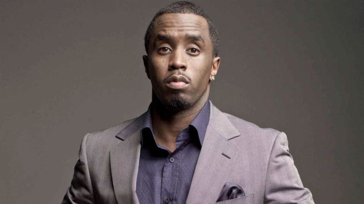 EXCLUSIVE DETAILS: Diddy’s Prison Disciplinary Records Exposed as He Risks Early Release and Commissary Privileges — While His Team Is ‘Left in the Dark About His Condition’