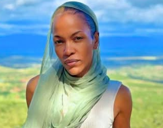 Famous NTV Presenter Walks Out on a Date, Leaving Her Date with Her Handbag