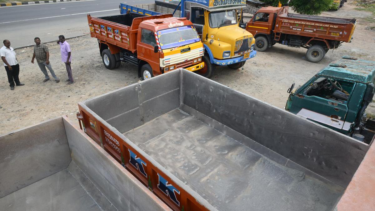 Lorry owners threaten to picket PWD office if govt. fails to open sand quarries