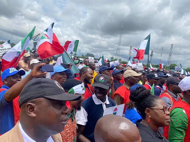 NLC places state councils on red alert, gives FG 5-day deadline as nationwide strike looms