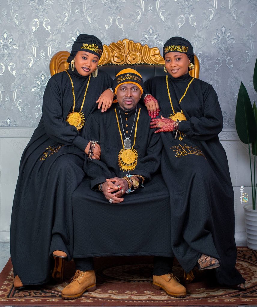 Controller of the house, I remain loyal – Nigerian man hails his first wife as he prepares to marry second wife
