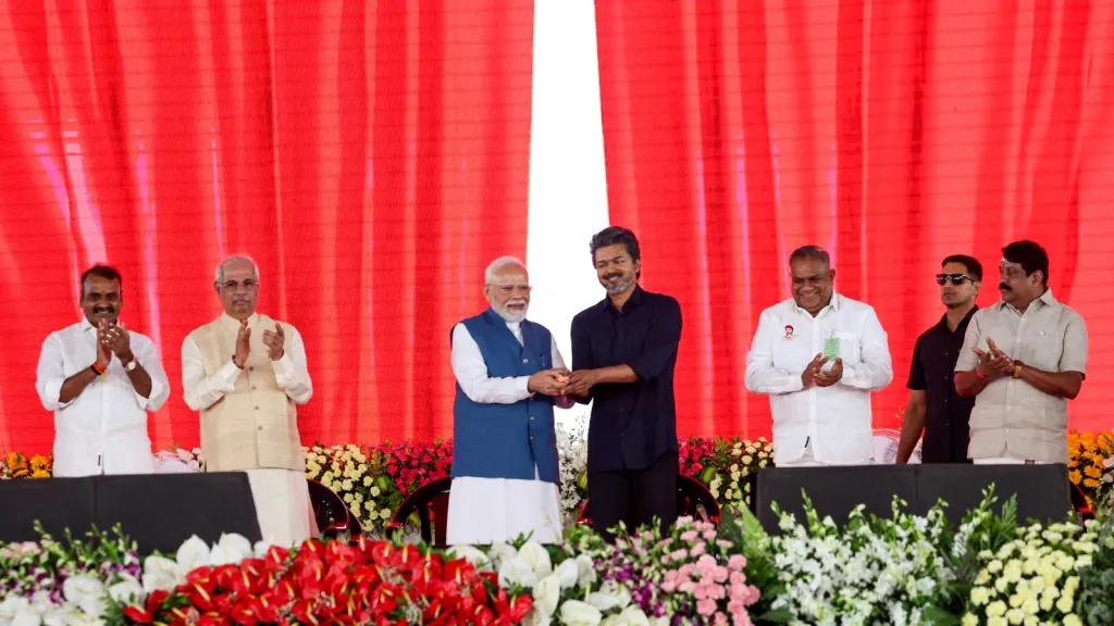 ‘Governments kept changing, my resolve to help Tamil Nadu unbroken’: PM Modi shares dais with Vijay