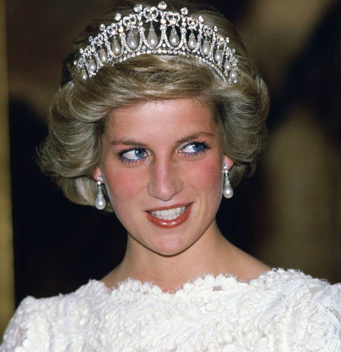 25 Super Rare Photos Of Princess Diana I Guarantee You’ve Never Seen Before