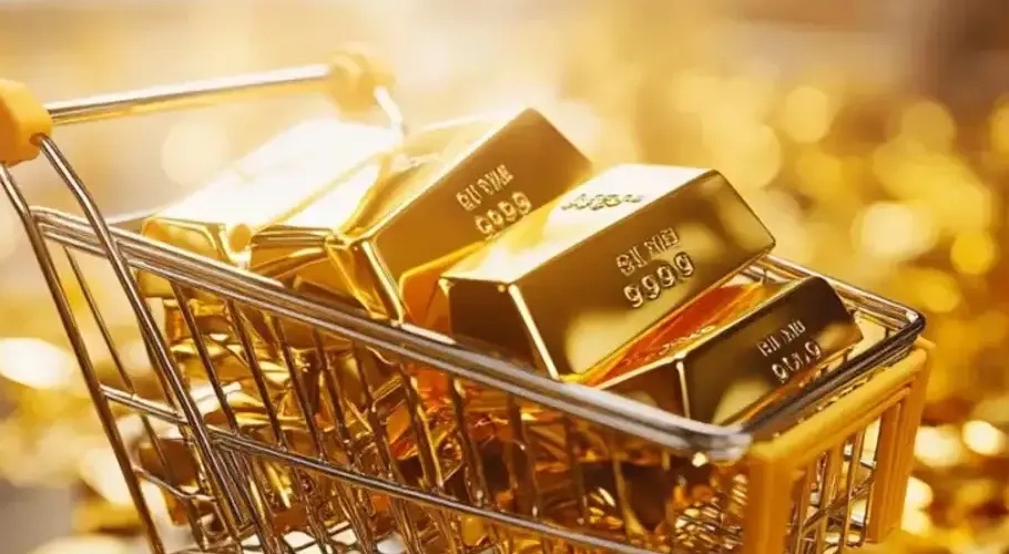 Gold Falls by Rs3,100 Per Tola, Silver Also Loses Value