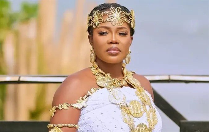 Mzbel reveals why she questioned her pastor and eventually left the church