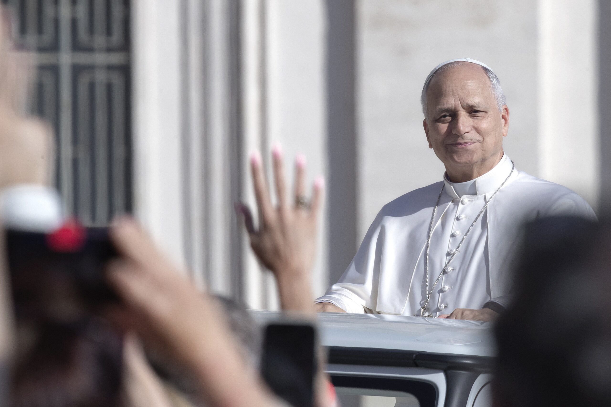 Pope Leo XIV Undergoes Successful Surgery as Vatican Confirms Lung Cancer Diagnosis