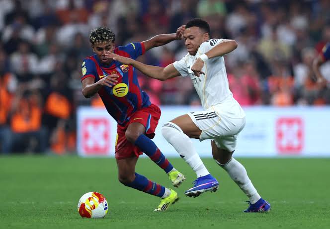Barcelona, Real Face Contrasting Tests As La Liga Returns