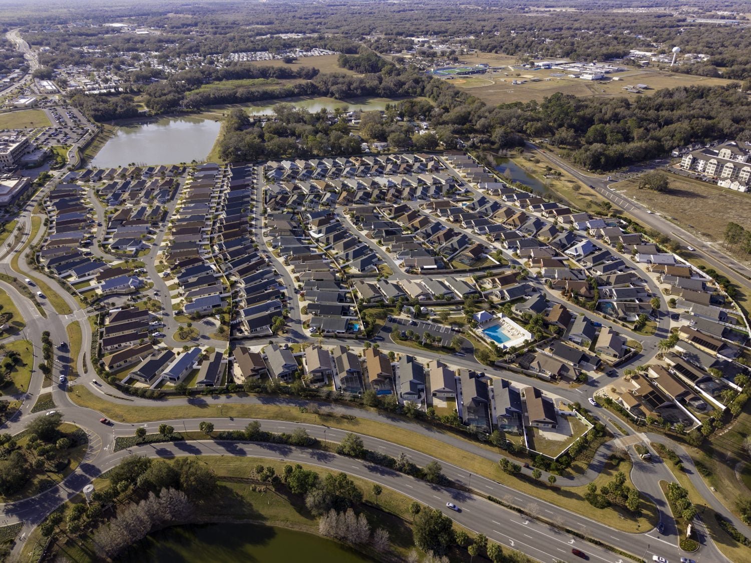 Retirees Who Ended Up Alone in The Villages Say Nobody Warned Them What It Would Cost
